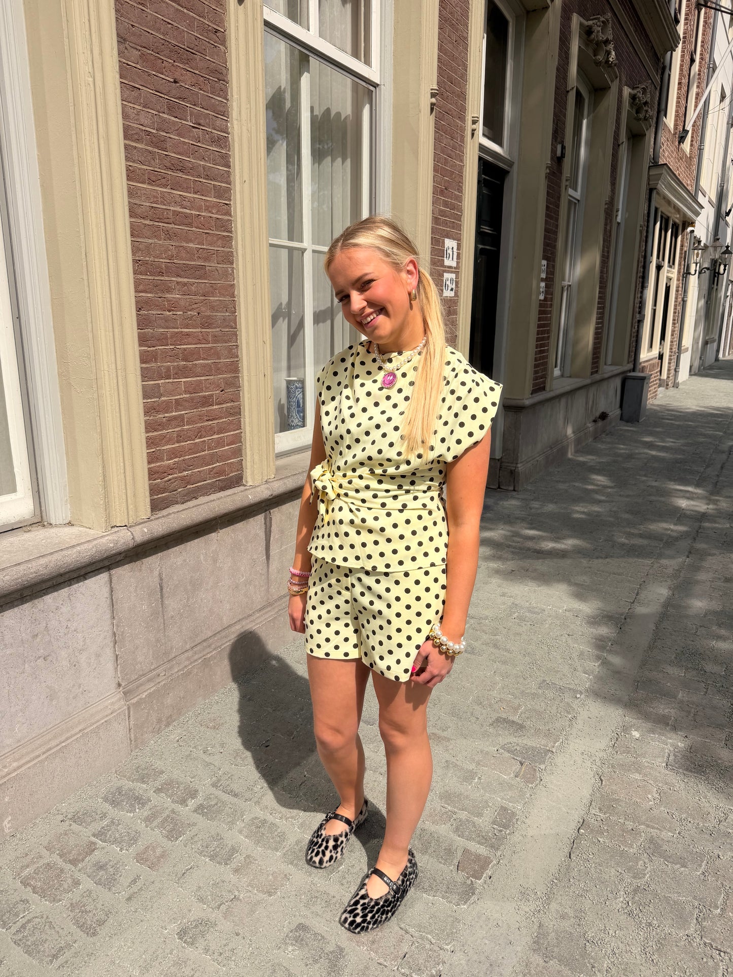Lemon dots Top